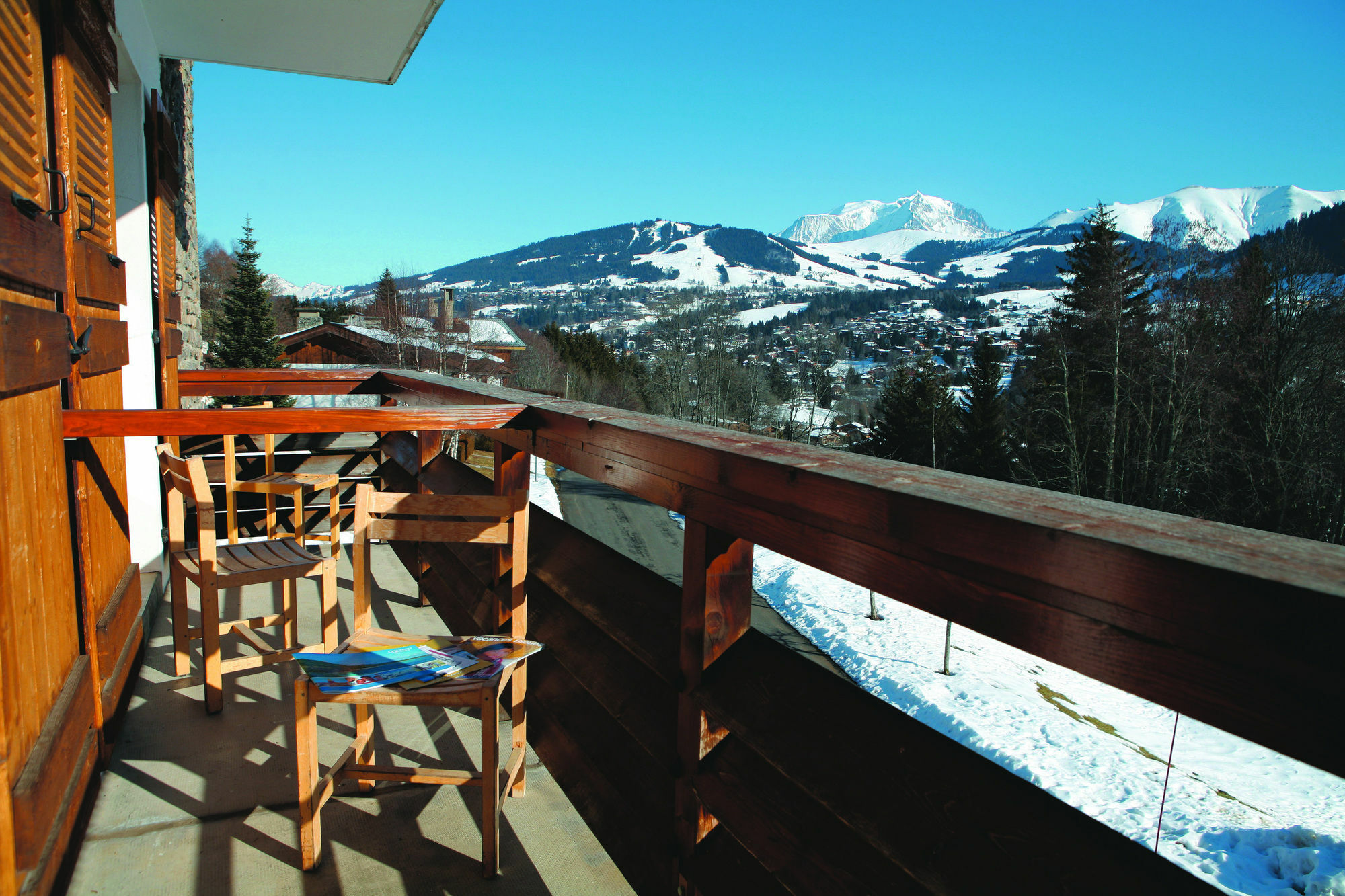 Hotel Vacances Bleues Les Chalets Du Prariand Межев Экстерьер фото