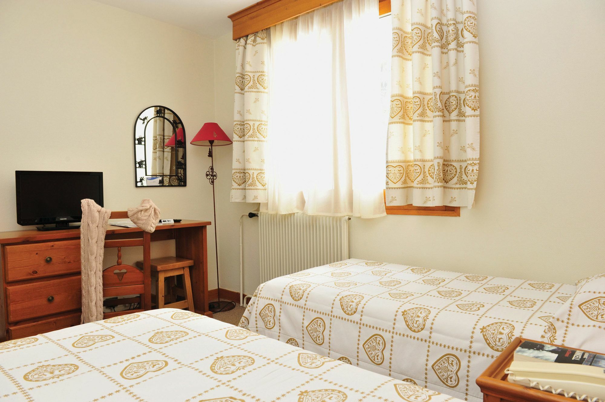 Hotel Vacances Bleues Les Chalets Du Prariand Межев Экстерьер фото