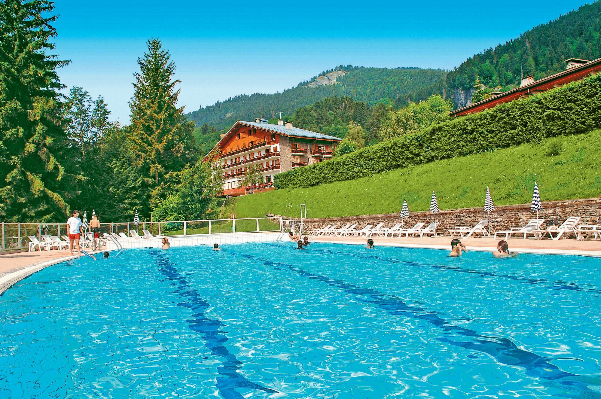 Hotel Vacances Bleues Les Chalets Du Prariand Межев Экстерьер фото